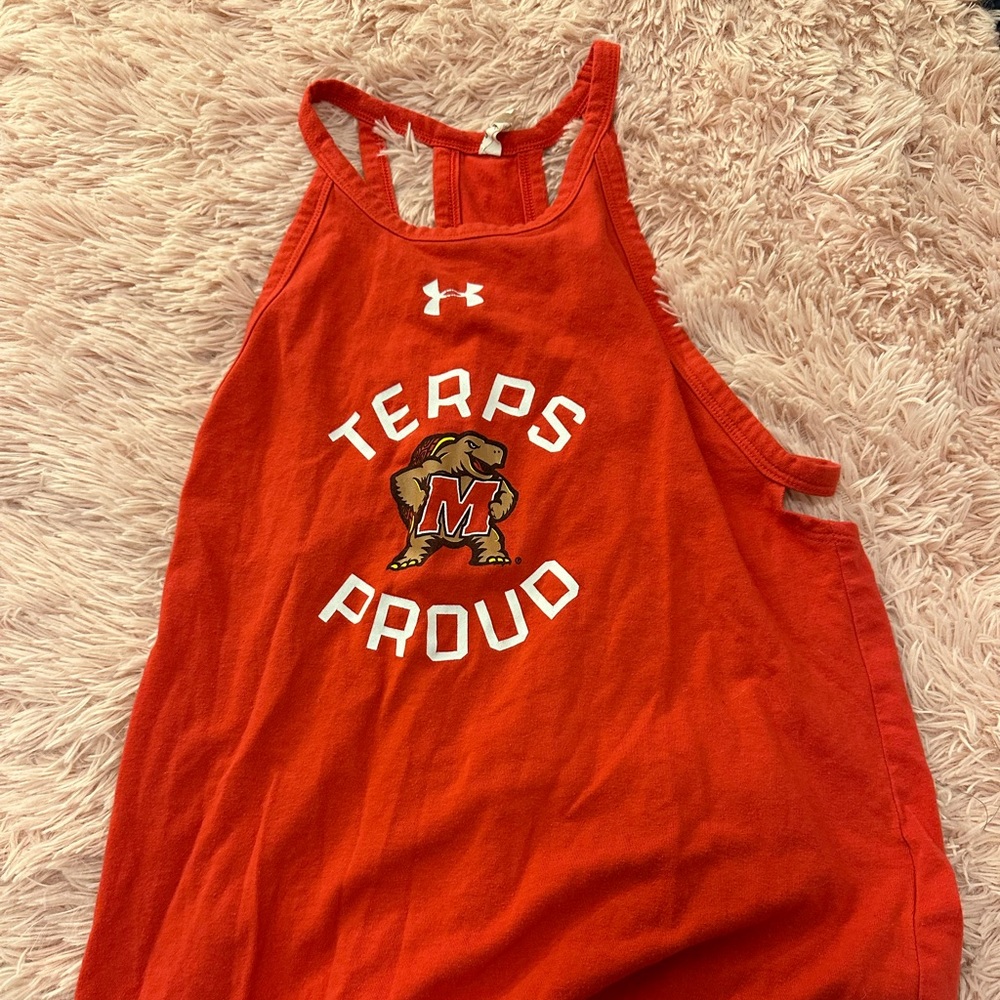 - Tank top